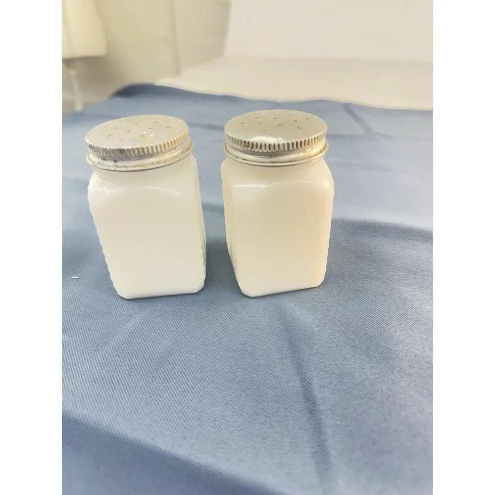 Antique White Glass Salt & Pepper Shakers Set Refillable Silver Metal Tops 4.25